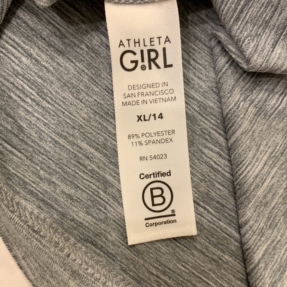 Athleta Girl shirt. Girls size 14. - Picture 6 of 7